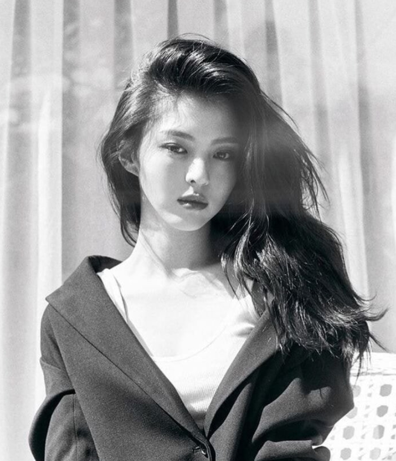 [유머] 인스타스타들이 많이 지향하는 분위기를  가진 4명 -  와이드섬