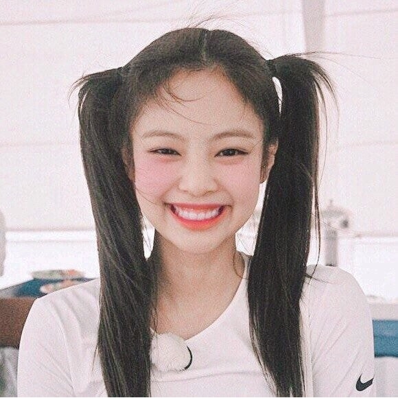 [유머] 인스타스타들이 많이 지향하는 분위기를  가진 4명 -  와이드섬