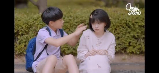 [유머] 최고의 동안을 가진 여배우. -  와이드섬